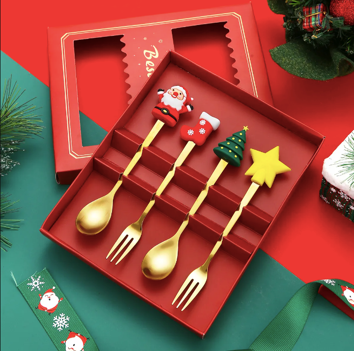 set of 4 christmas spoon