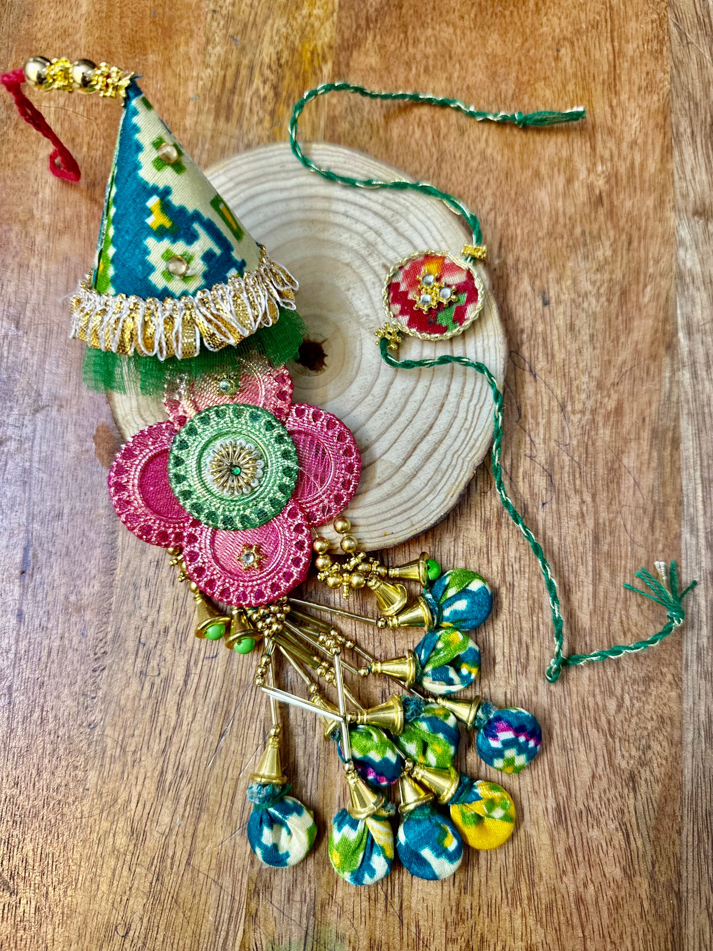 Green patola rakhi lumba set