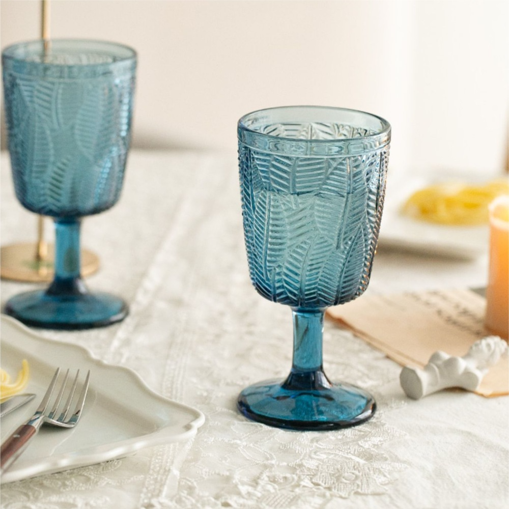 VINTAGE LEAF EMBOSSED WINE GLASS COMBO SET
