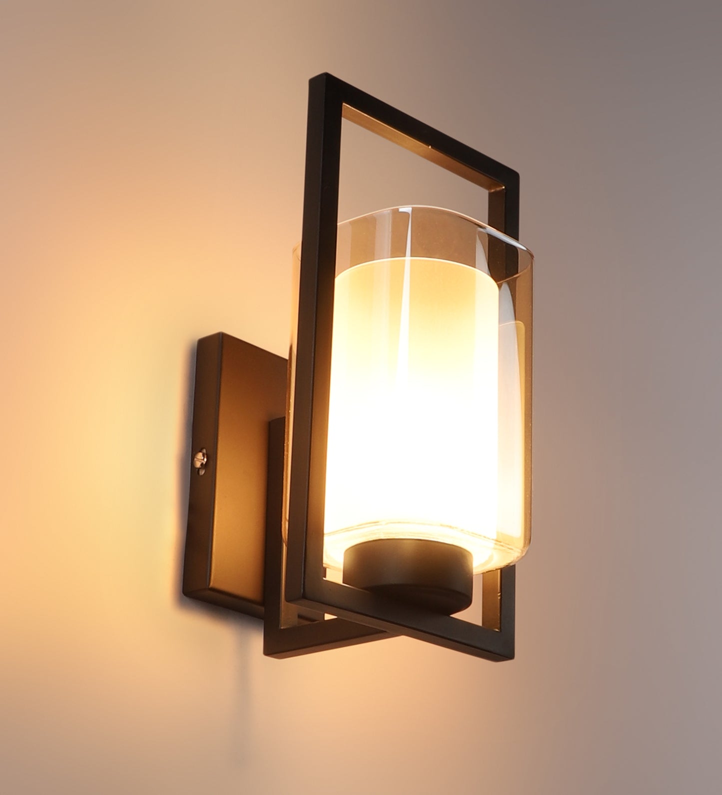 Designer Lighting Wrought Iron Rustic Finish Wall Light