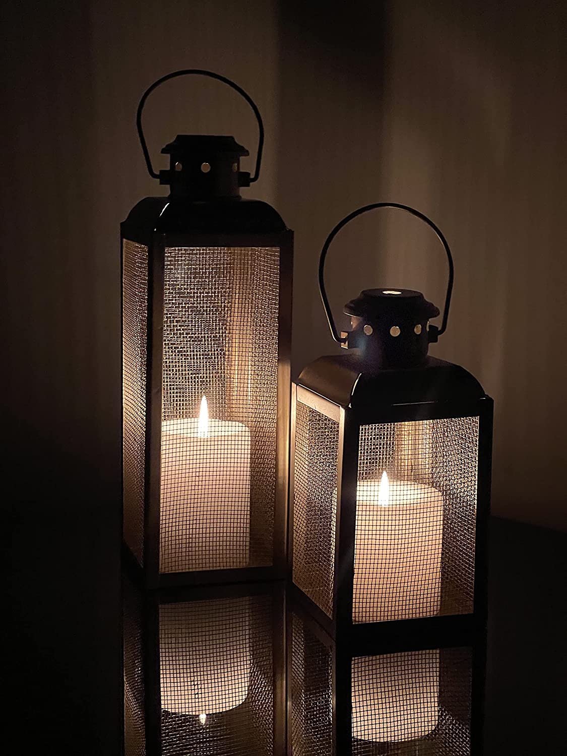 Set of 2 Iron Lantern and Candle Tealight Holder for Home Decor