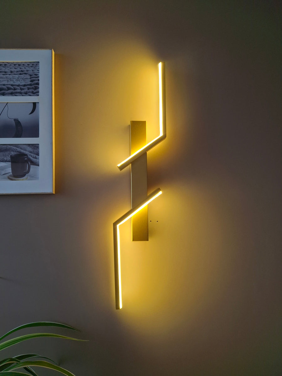 Gold Coated Long Zig Zac Wall Light