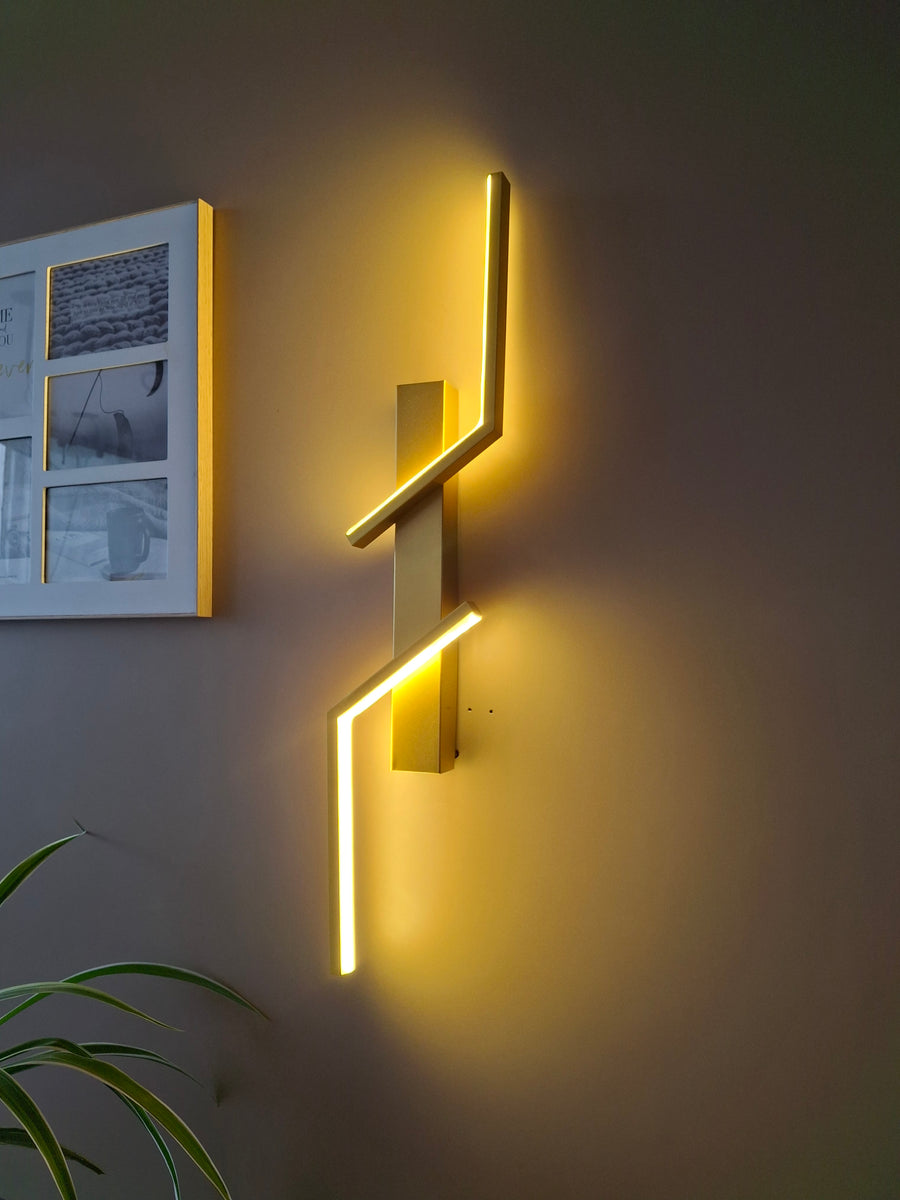 Gold Coated Long Zig Zac Wall Light