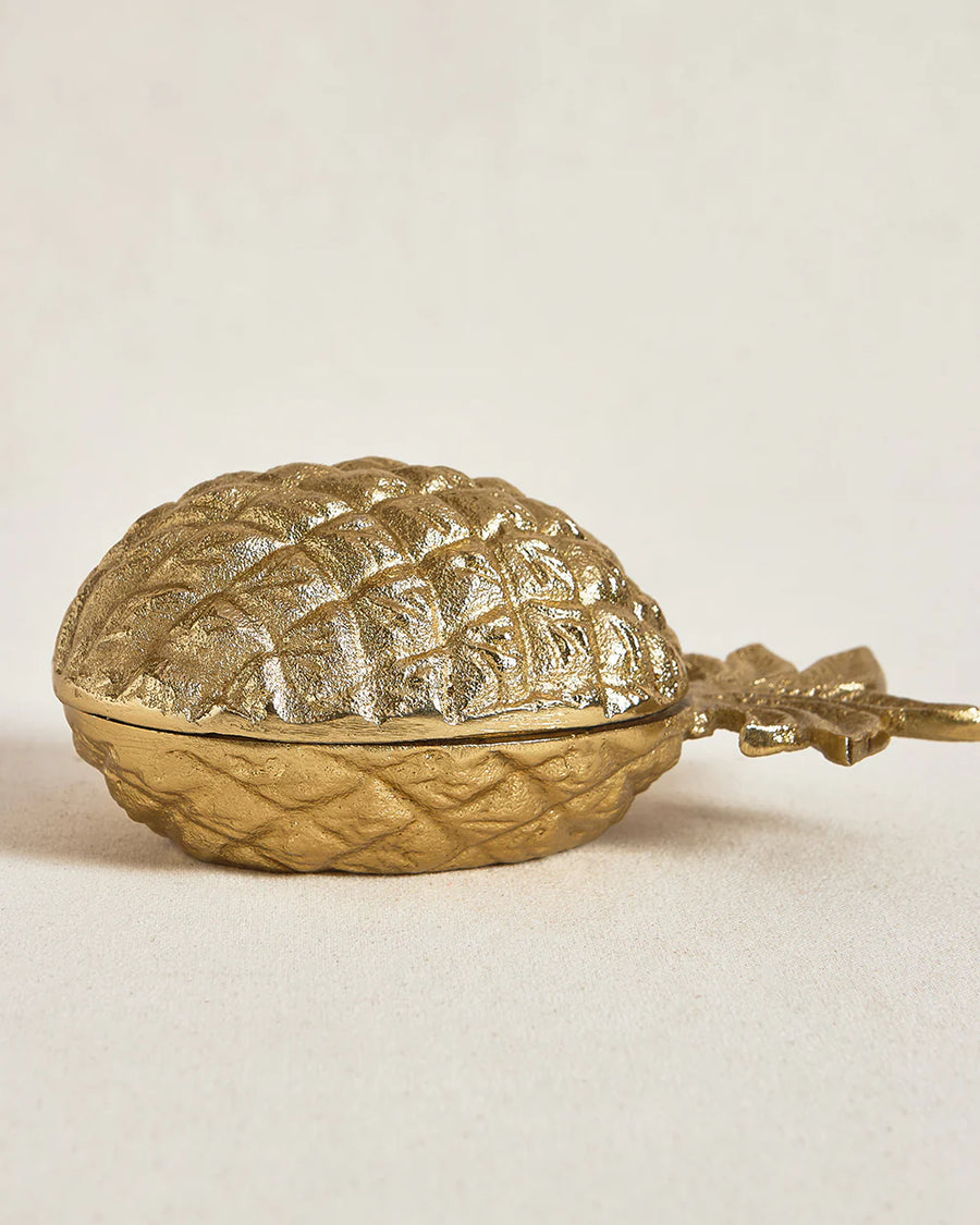 Coral Tree Pineapple Shaped Decorative Candle Holder with Lid – Gold Finish, 2-Wick Wax Candl
