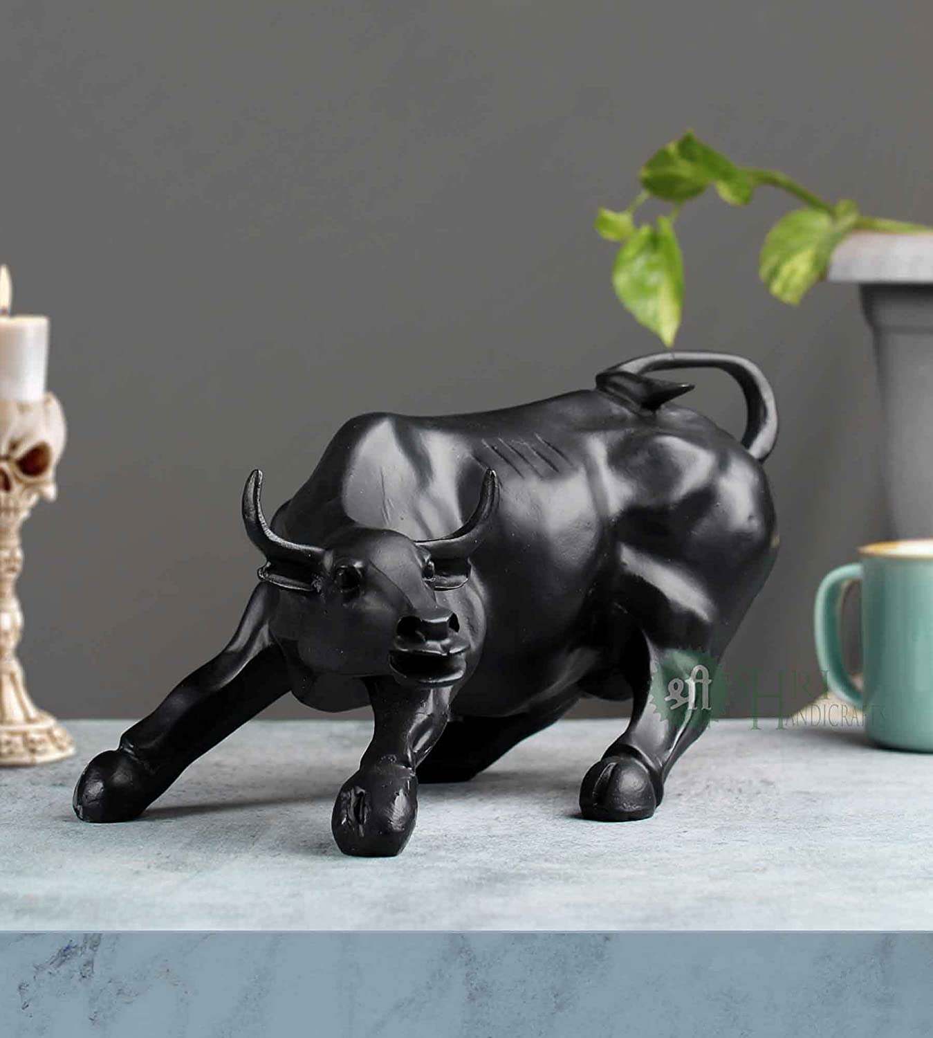 Resin Geometric Bull Sculpture Abstract Animal Figurine (Black, 10")