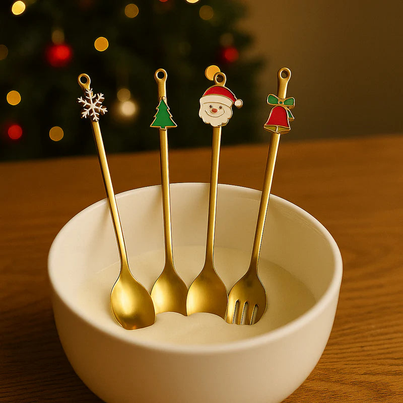 4 pc spoon with Christmas Charms Theme set
