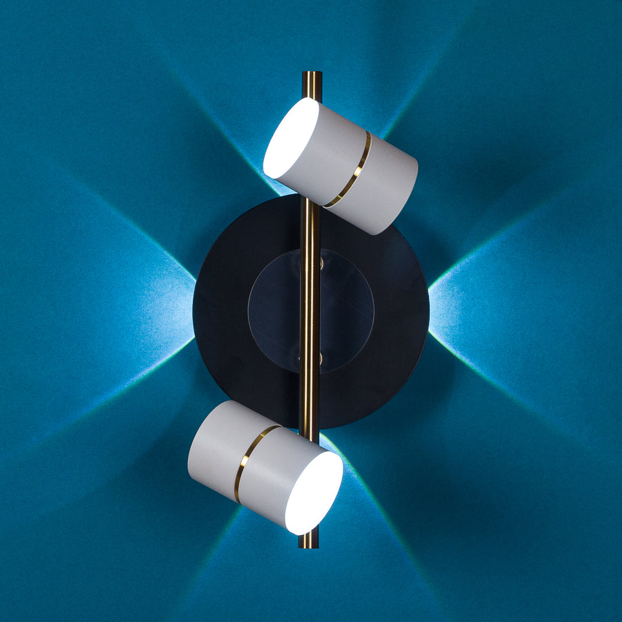 Dual focus with multiple reflection metal Wall Light