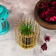 Decorative metal table decor