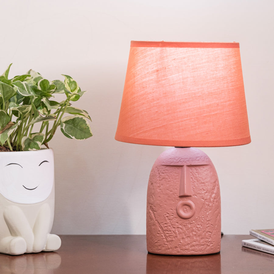 Terracotta wow table lamp with lamp shade