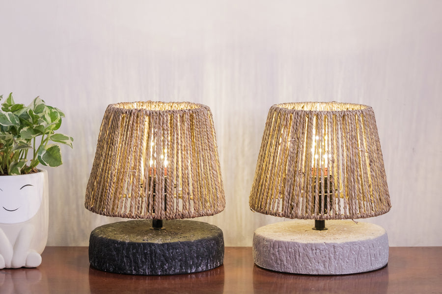 Modern style decorative table lamp