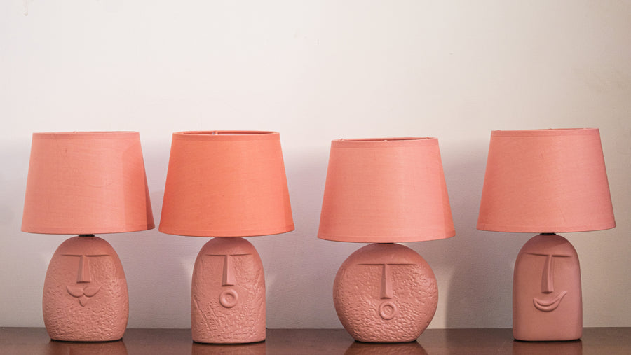 Terracotta wow table lamp with lamp shade