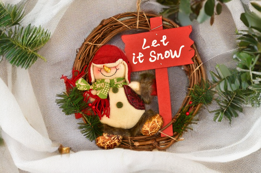 Christmas Wreath Pendant - 35CM Santa Claus Snowman Deer Wood Rattan Ring Xmas Hanging Decor