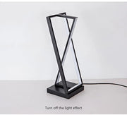 Geomatry style metal table lamp