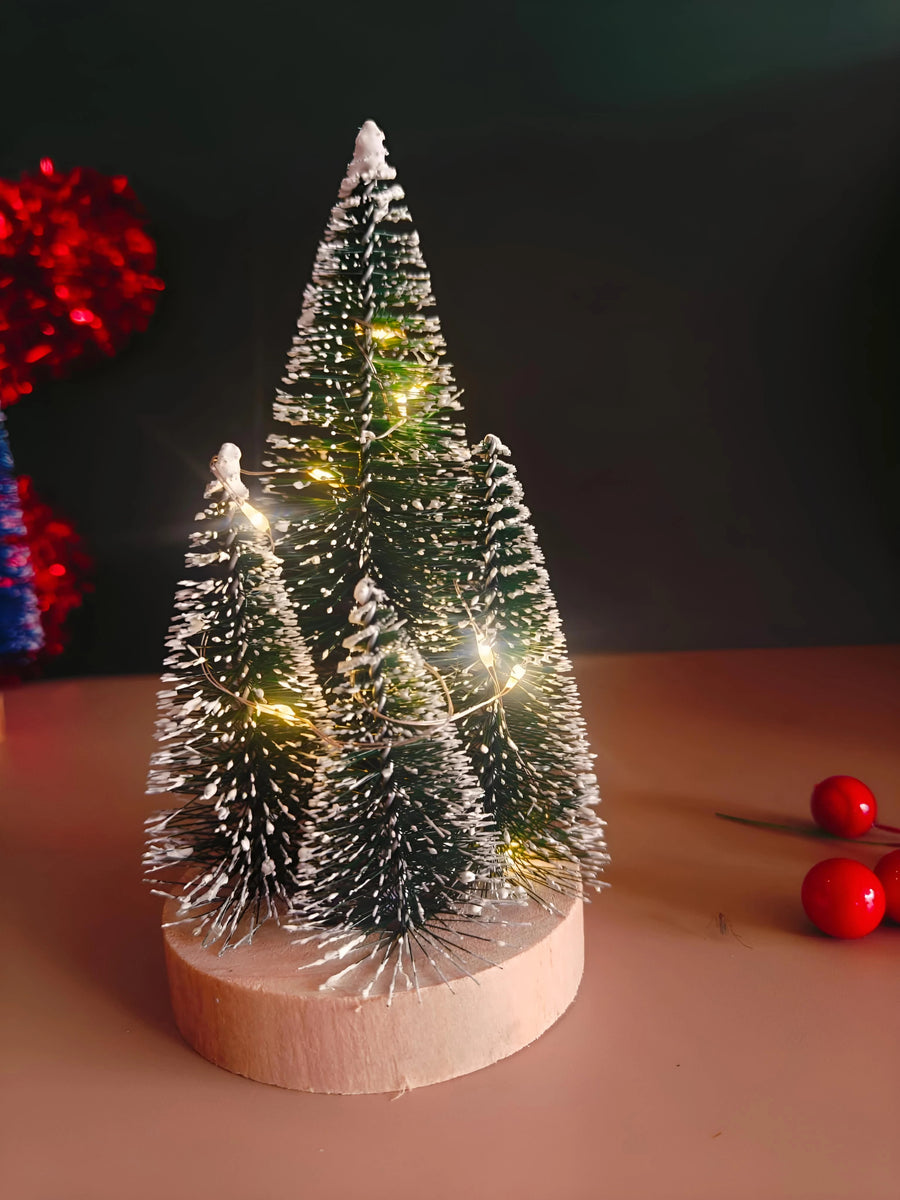 Mini LED Christmas Tree with Artificial Snow Flocked (15 cm)