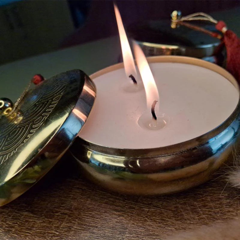 Luxa Sage & Oudh Scented Candle