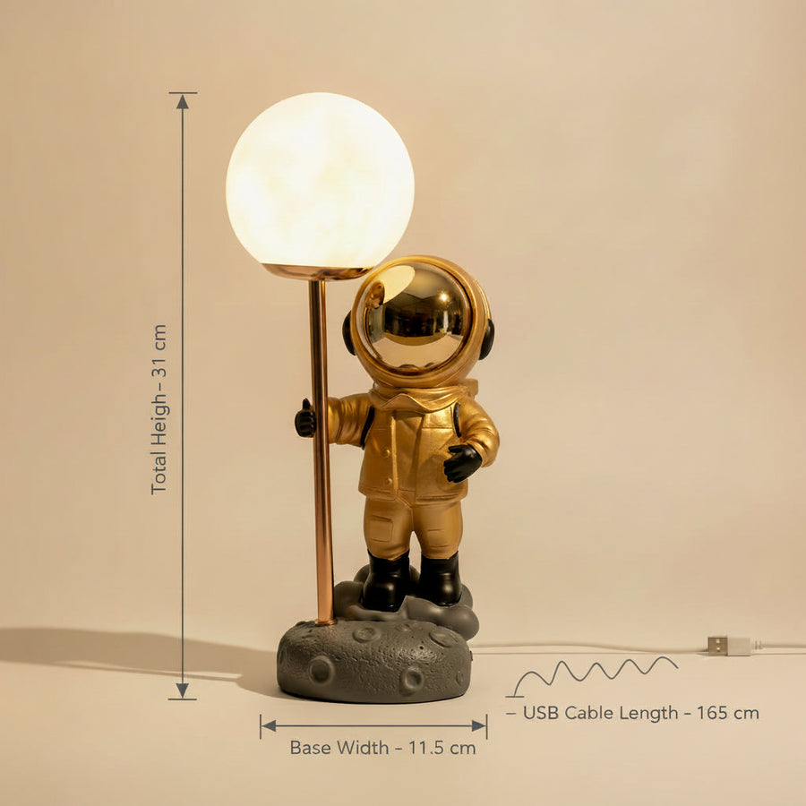 Astronaut Moon LED Table Lamp with Warm Light – USB Powered (31 cm)