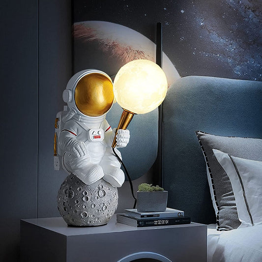 Astronaut Bedside Table Lamp for Room Decoration