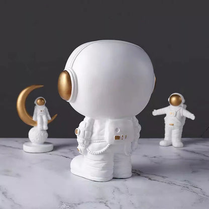Nordic Resin Creative Astronaut Storage Sculpture